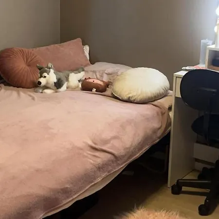 3-bed House Sleeps 8 - Ev Charger - Balcony