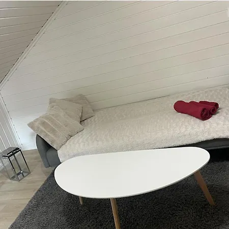 3-bed House Sleeps 8 - Ev Charger - Balcony Ferienhaus *